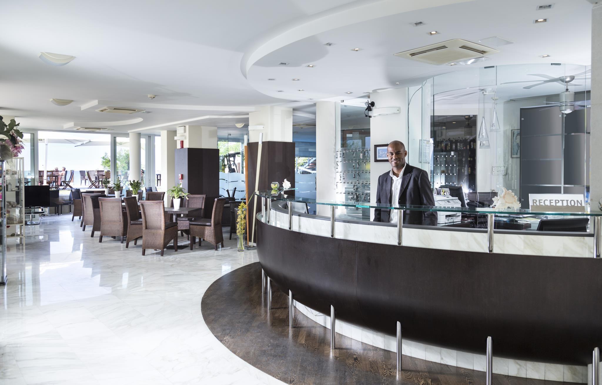 Hotel Sans Souci Габічче-Маре Екстер'єр фото
