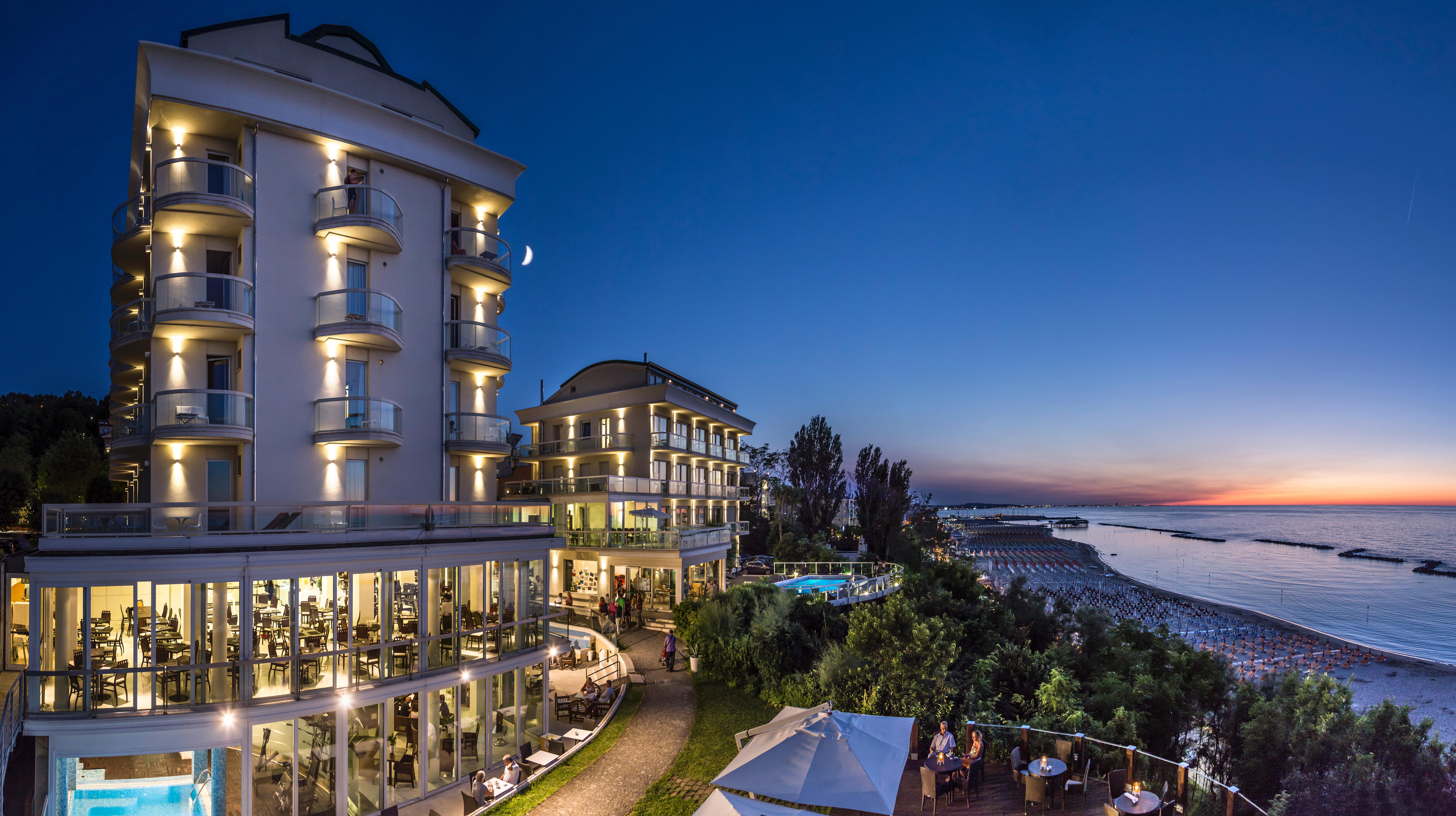 Hotel Sans Souci Габічче-Маре Екстер'єр фото